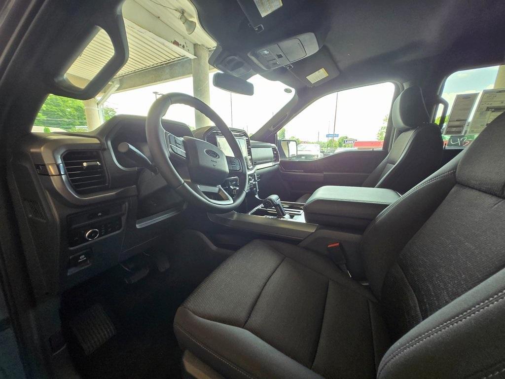 new 2025 Ford F-150 car, priced at $54,233