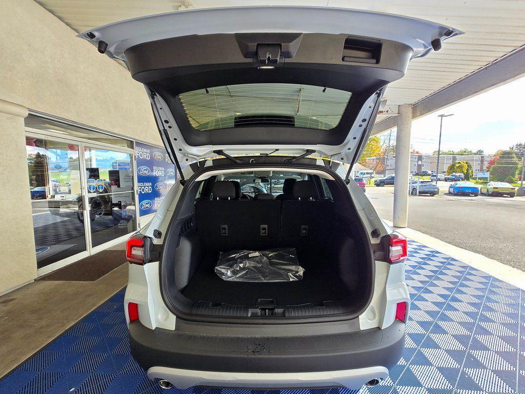 new 2025 Ford Escape car, priced at $26,499
