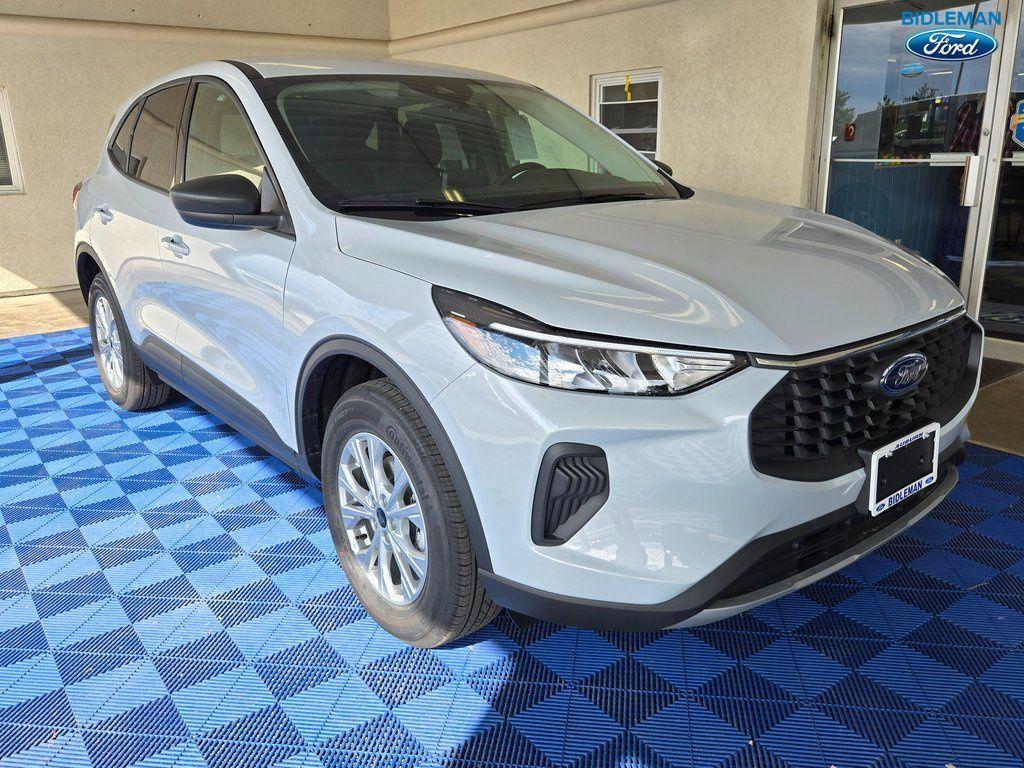 new 2025 Ford Escape car, priced at $26,499
