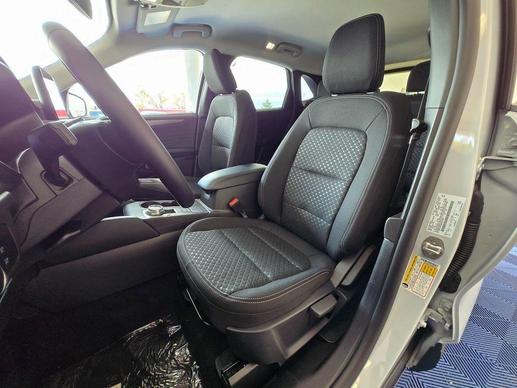 new 2025 Ford Escape car, priced at $26,499