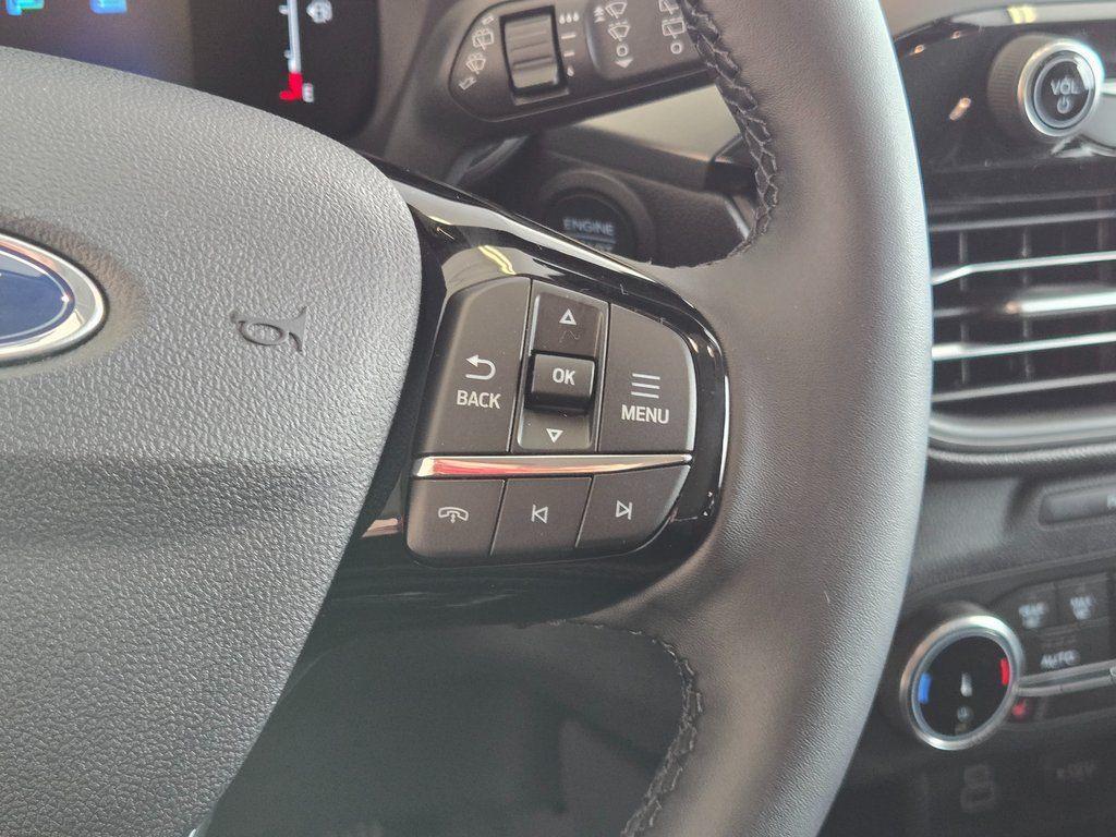 new 2025 Ford Escape car, priced at $26,499