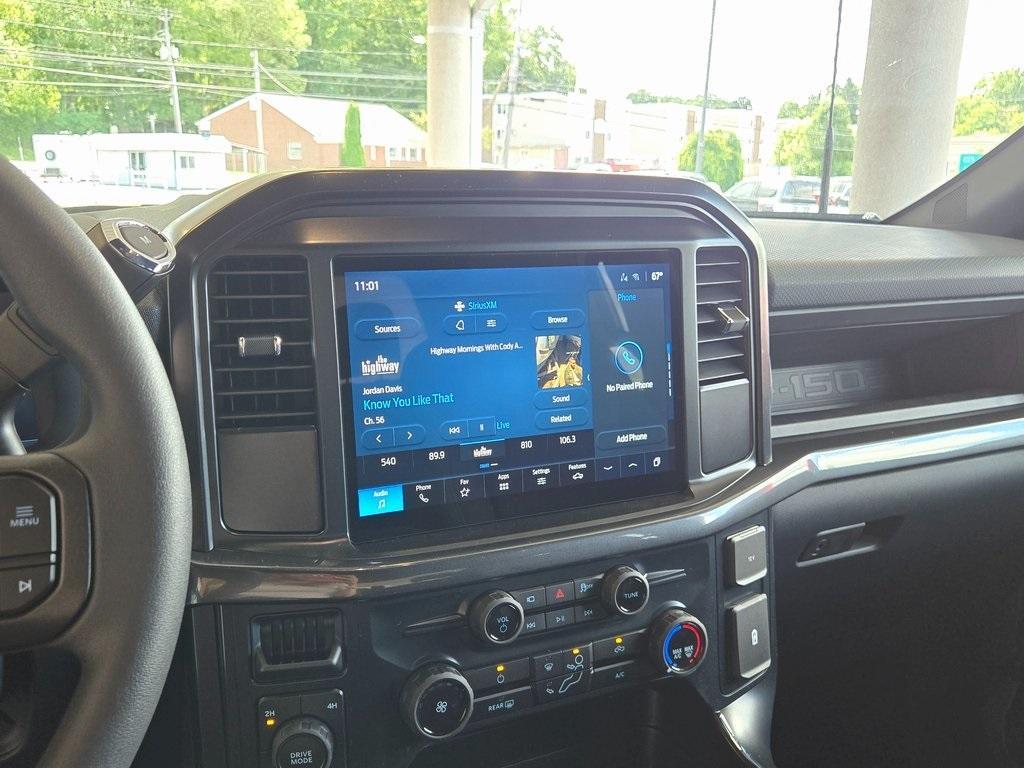 new 2025 Ford F-150 car, priced at $50,210