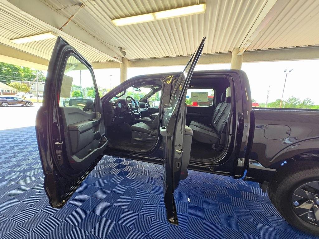 new 2025 Ford F-150 car, priced at $50,210