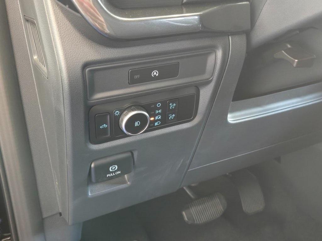 new 2025 Ford F-150 car, priced at $50,210