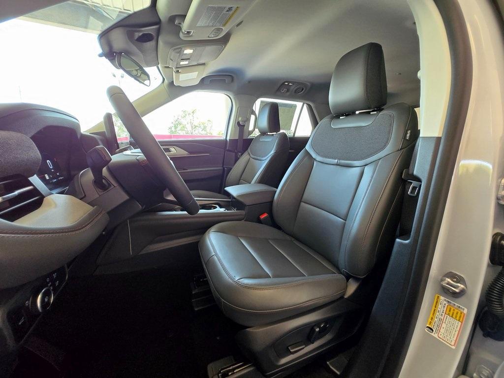 new 2025 Ford Explorer car, priced at $44,691