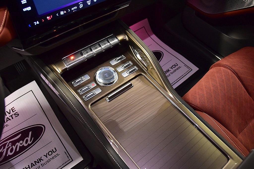 used 2024 Lincoln Nautilus car, priced at $61,995