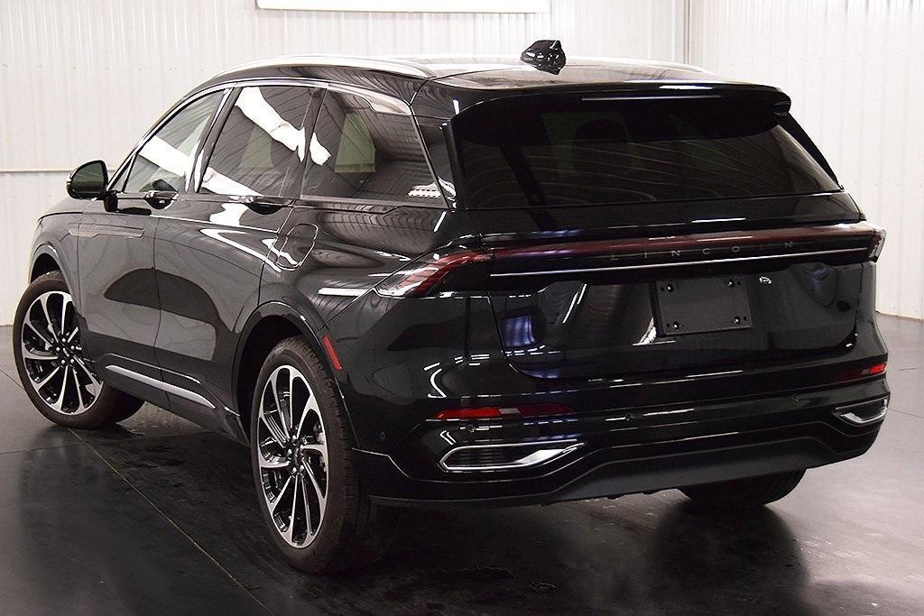 used 2024 Lincoln Nautilus car, priced at $61,995