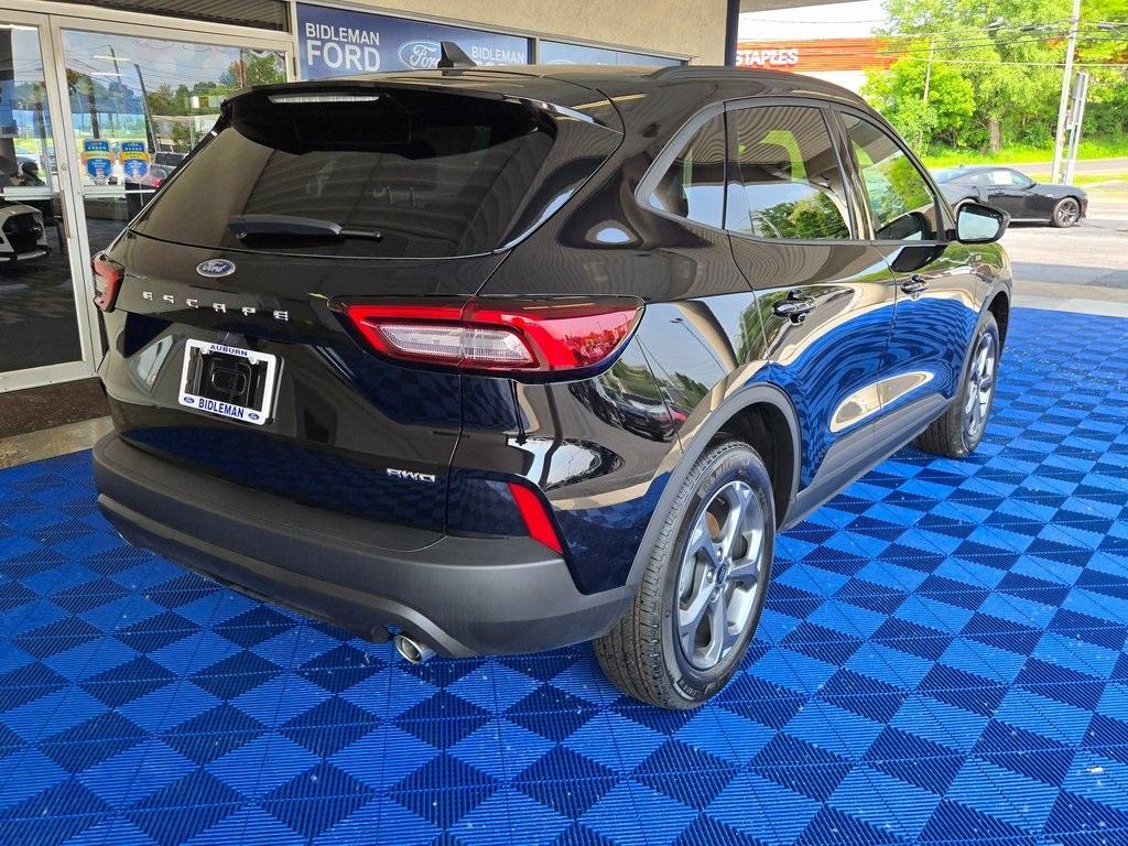new 2025 Ford Escape car, priced at $32,147