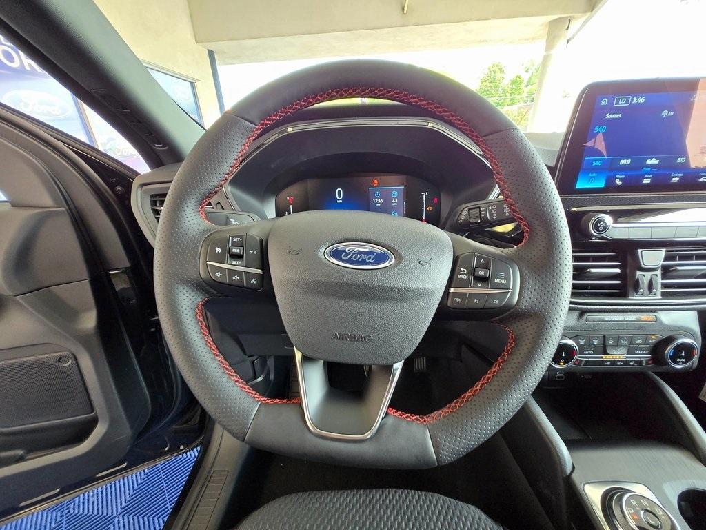 new 2025 Ford Escape car, priced at $32,147