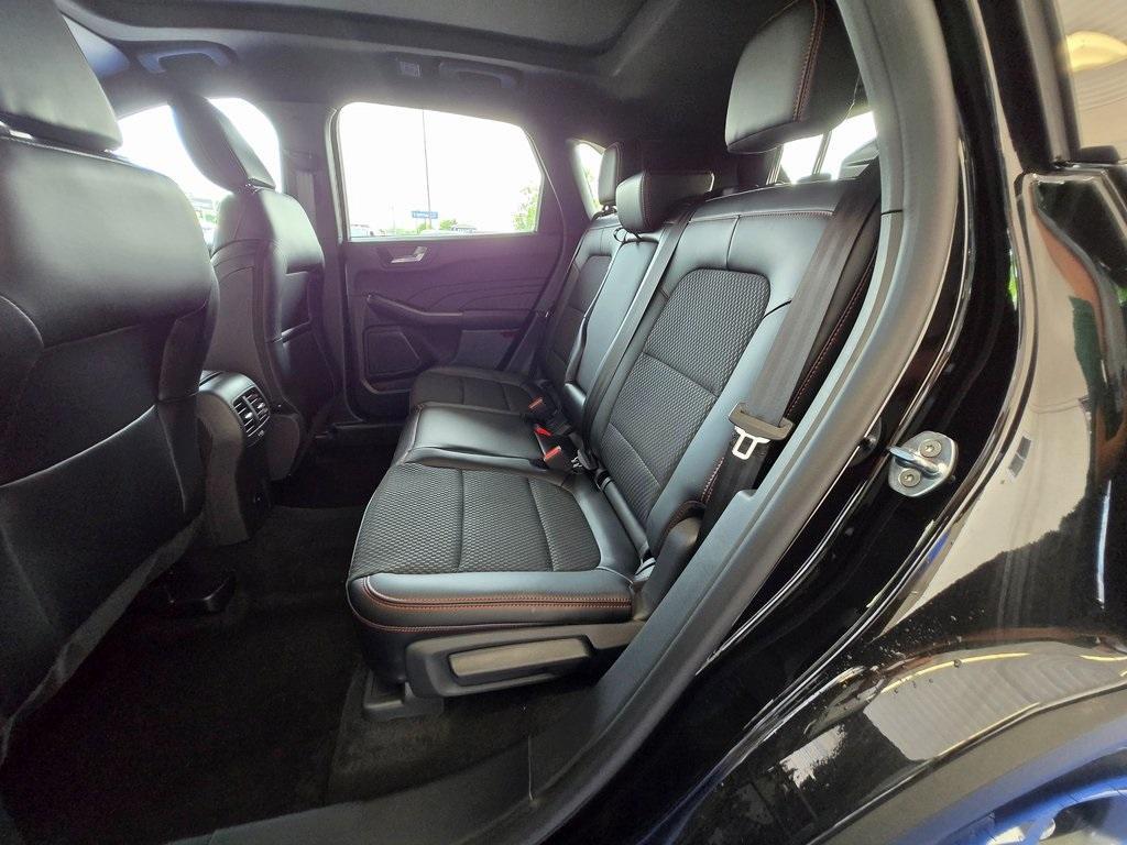new 2025 Ford Escape car, priced at $32,147