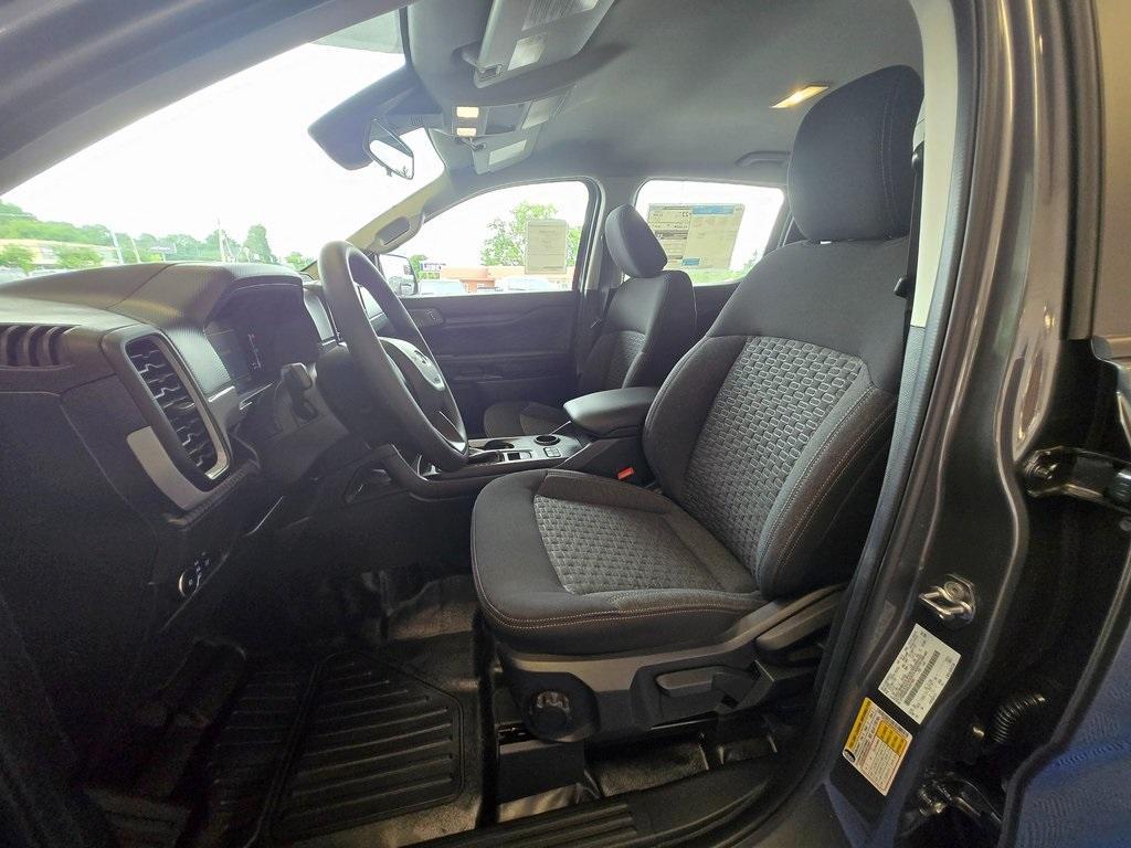 new 2025 Ford Ranger car, priced at $33,561