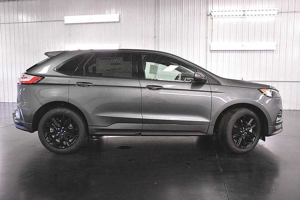 new 2024 Ford Edge car, priced at $40,818