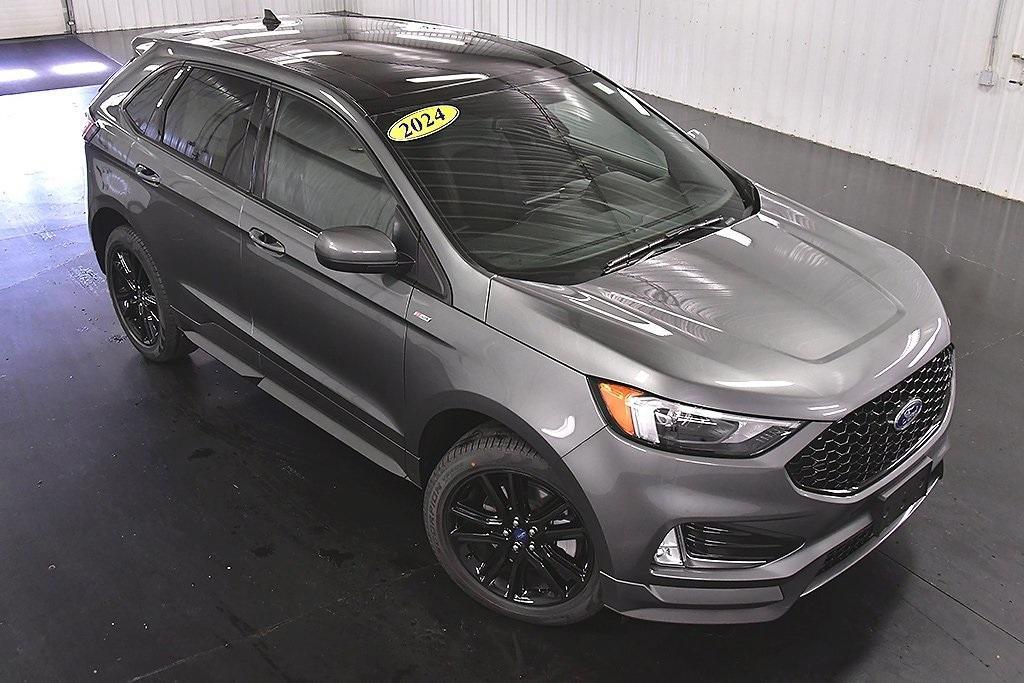 new 2024 Ford Edge car, priced at $40,818