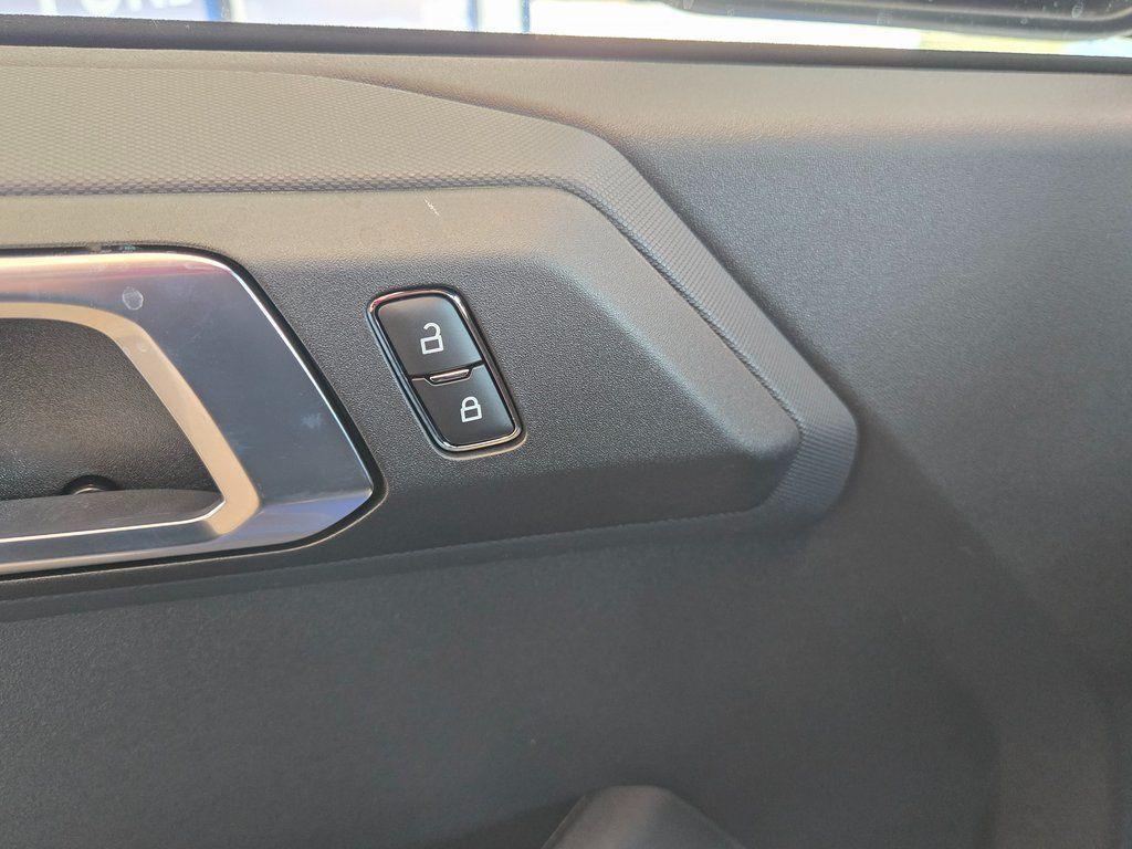 new 2025 Ford Bronco car, priced at $41,499