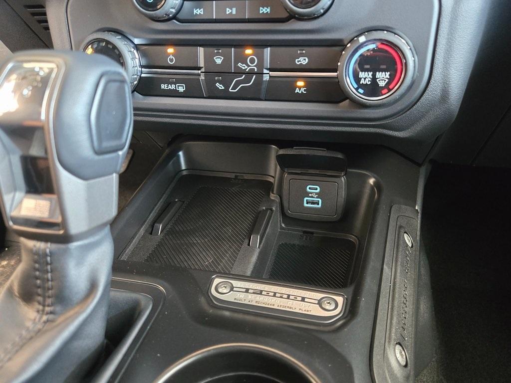 new 2025 Ford Bronco car, priced at $43,087