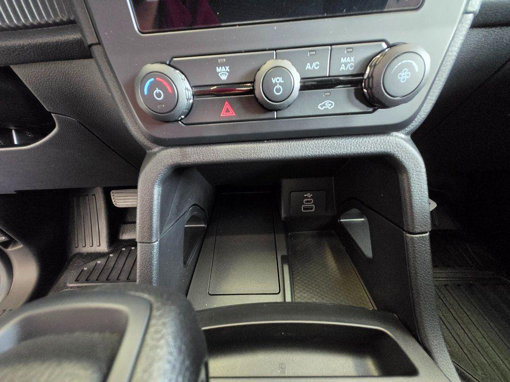 new 2025 Ford Ranger car, priced at $31,999