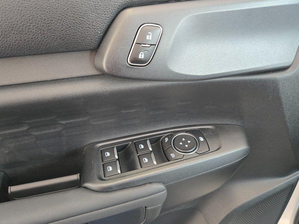 new 2025 Ford Ranger car, priced at $31,999