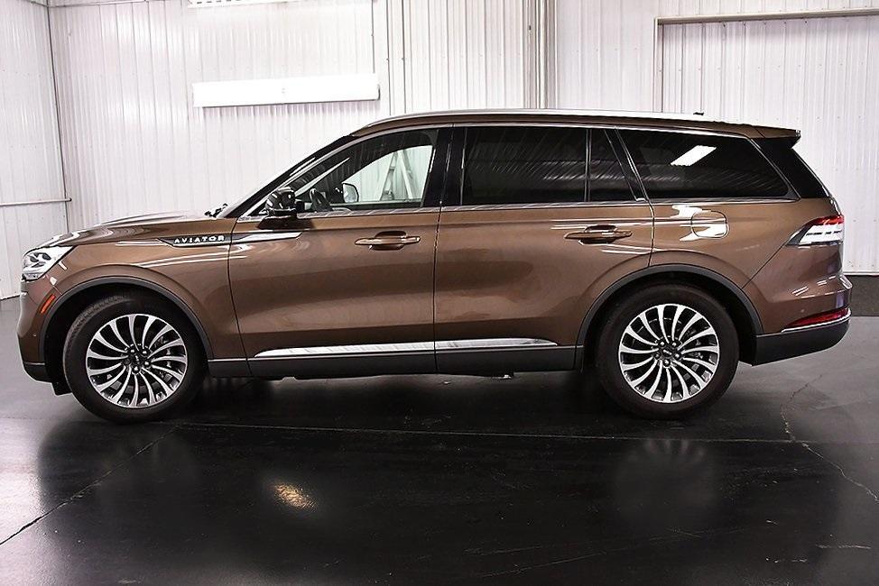 used 2022 Lincoln Aviator car, priced at $49,687