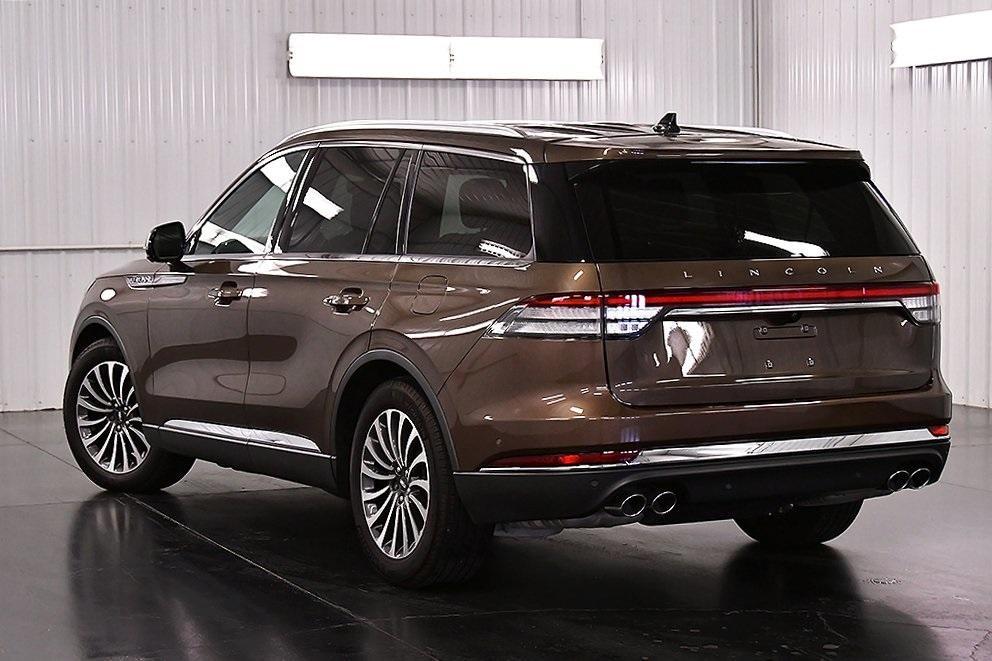 used 2022 Lincoln Aviator car, priced at $49,687