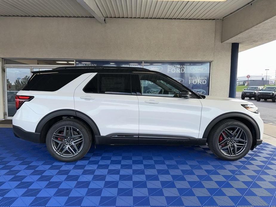 new 2025 Ford Explorer car, priced at $63,498