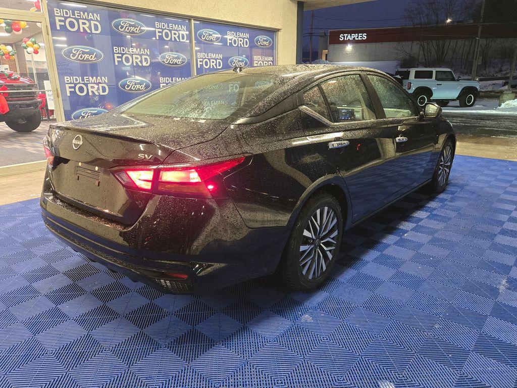 used 2024 Nissan Altima car, priced at $19,250