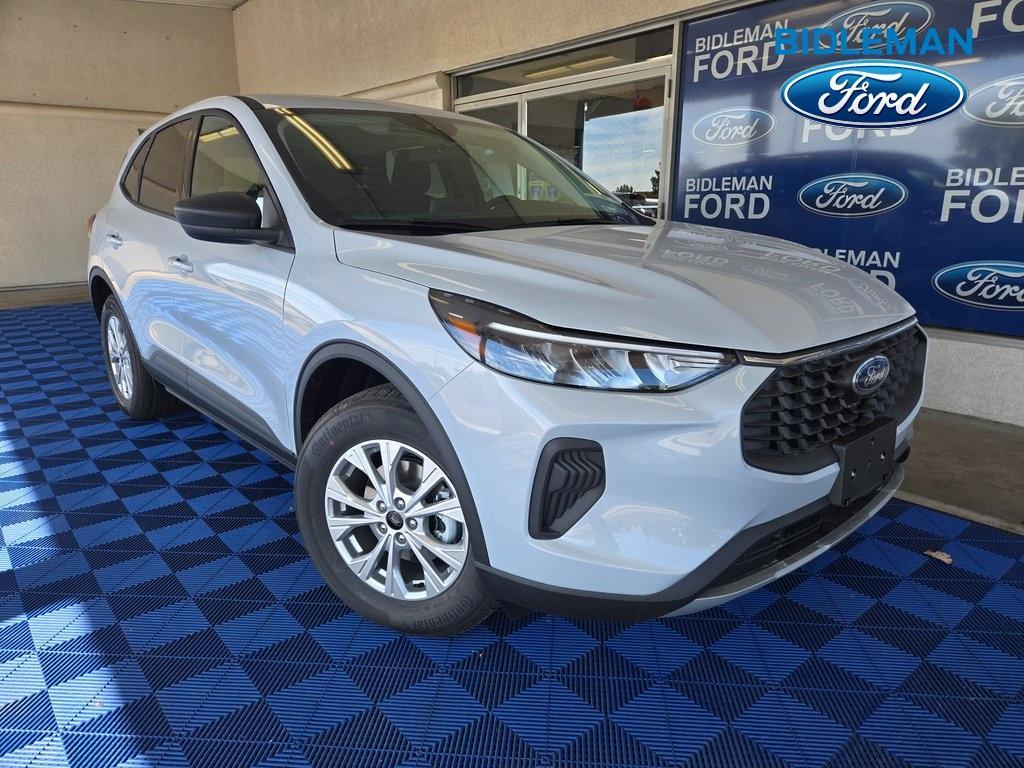 new 2025 Ford Escape car, priced at $27,550