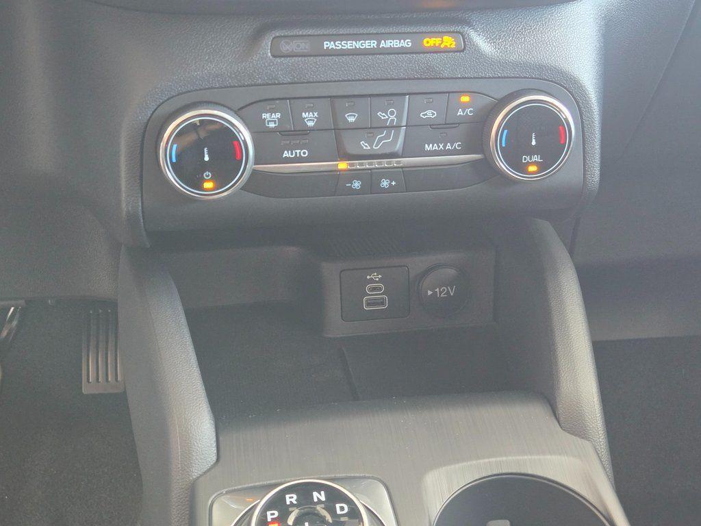 new 2025 Ford Escape car, priced at $26,499