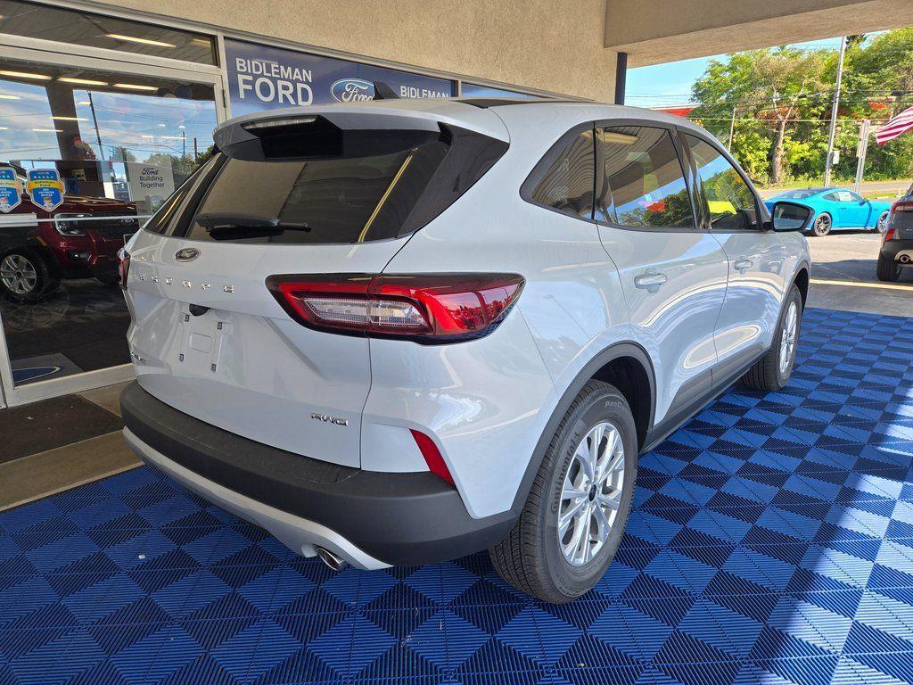 new 2025 Ford Escape car, priced at $26,499