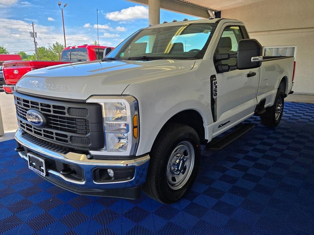 new 2024 Ford F-350 car, priced at $53,332