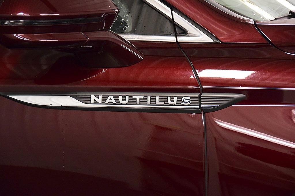 used 2022 Lincoln Nautilus car, priced at $37,887