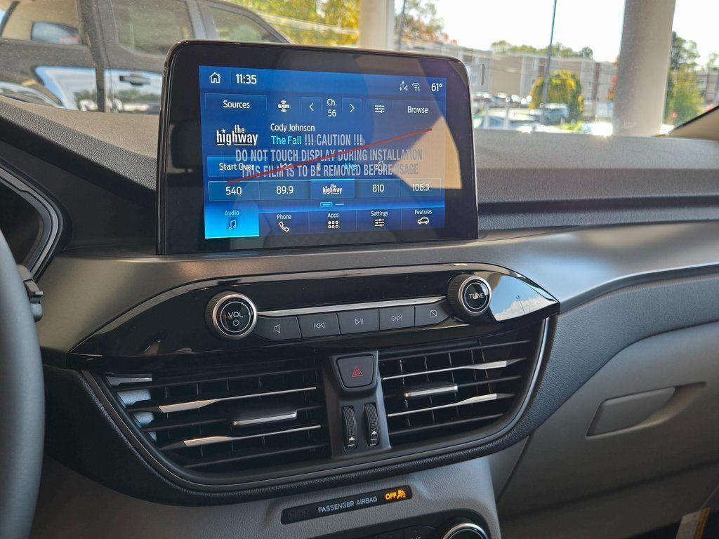 new 2025 Ford Escape car, priced at $27,499