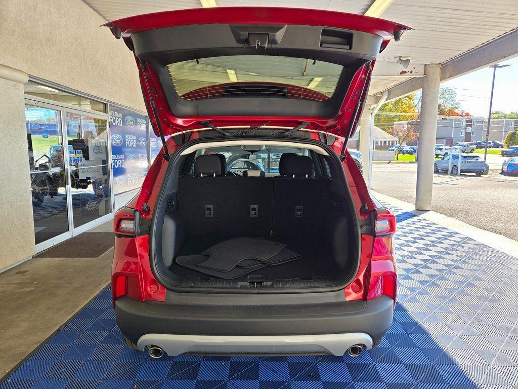 new 2025 Ford Escape car, priced at $27,499