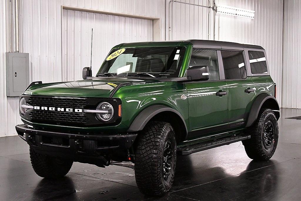 new 2024 Ford Bronco car, priced at $66,927