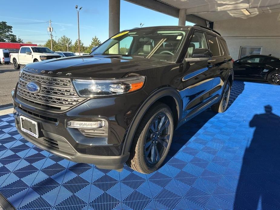 new 2024 Ford Explorer car, priced at $48,616