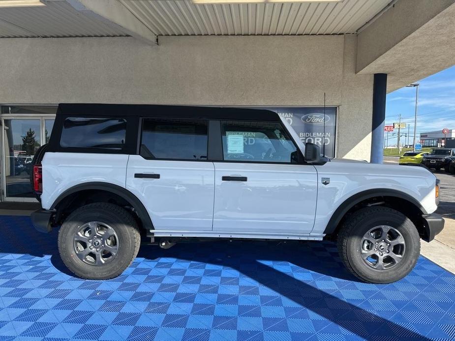 new 2024 Ford Bronco car, priced at $42,675