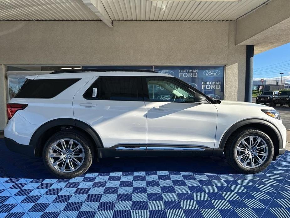 new 2025 Ford Explorer car, priced at $48,052