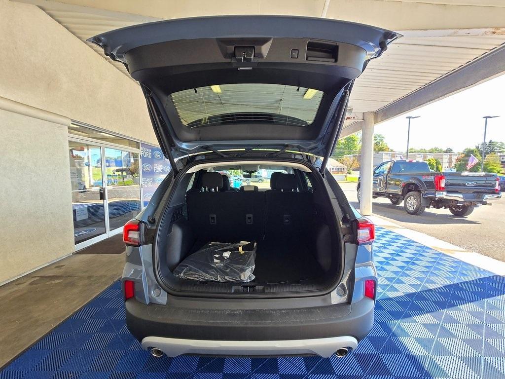 new 2025 Ford Escape car, priced at $30,478