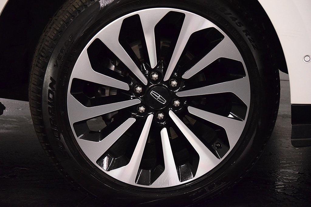 used 2023 Lincoln Navigator L car, priced at $68,495
