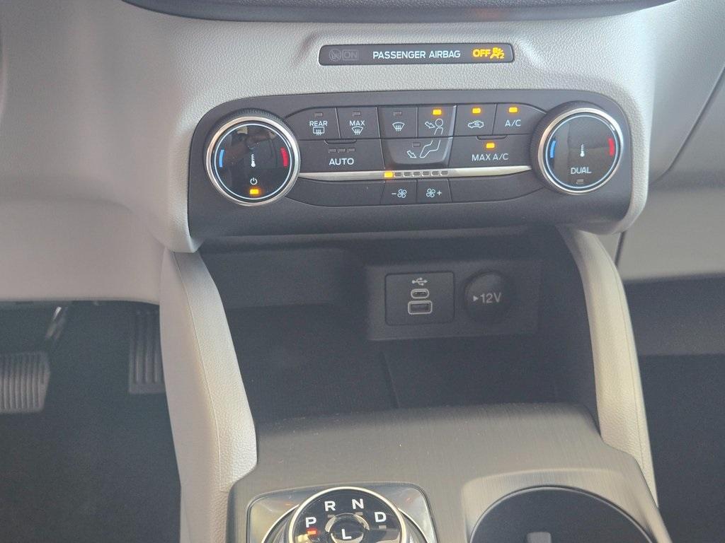 new 2025 Ford Escape car, priced at $27,550