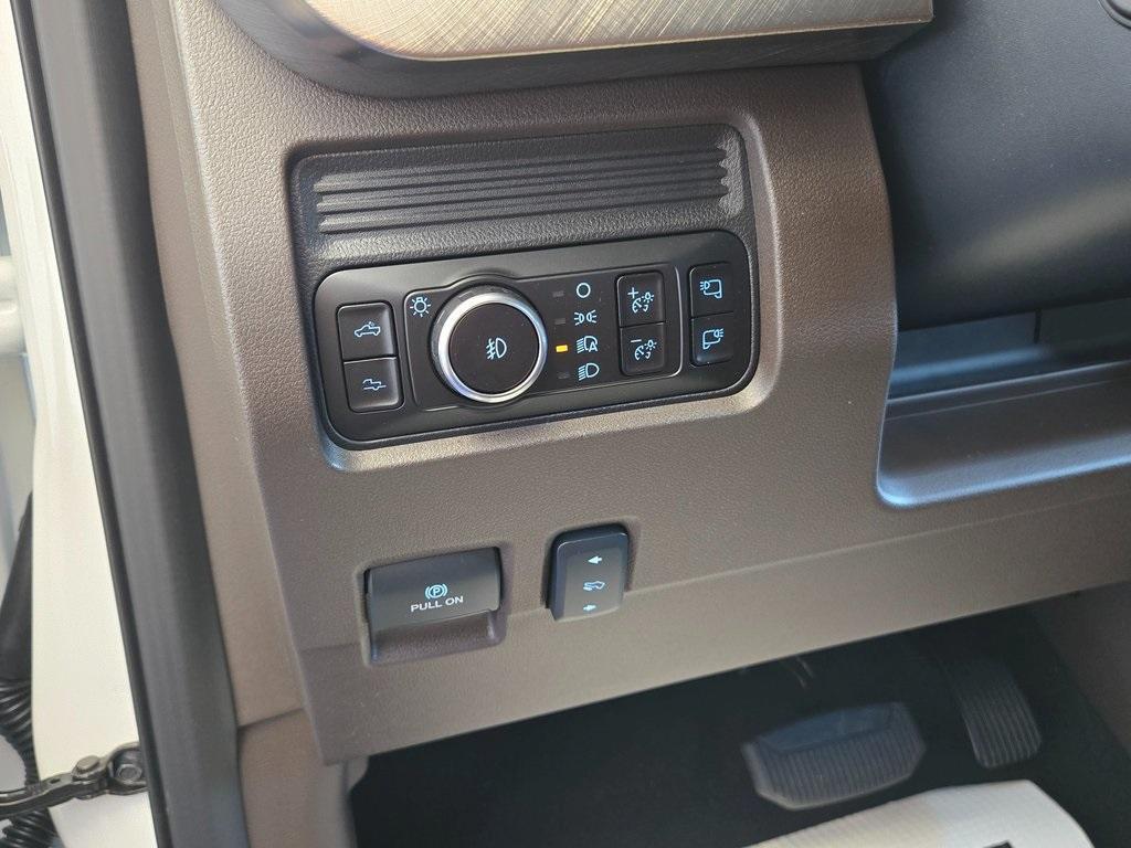 new 2025 Ford F-350 car, priced at $98,199