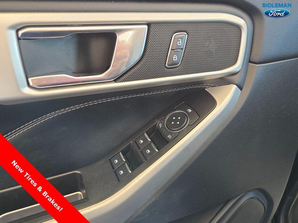 used 2022 Ford Explorer car, priced at $28,000