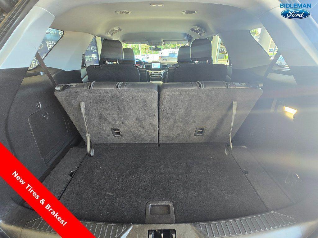 used 2022 Ford Explorer car, priced at $28,000