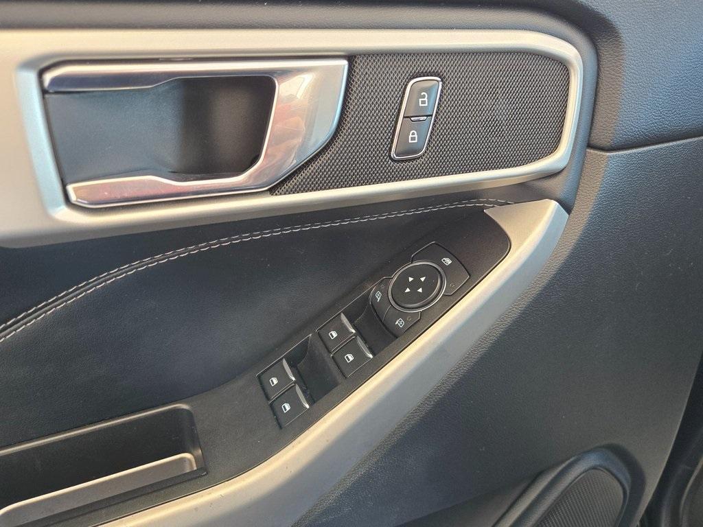 used 2022 Ford Explorer car, priced at $29,799