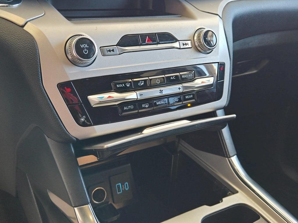 used 2022 Ford Explorer car, priced at $29,799