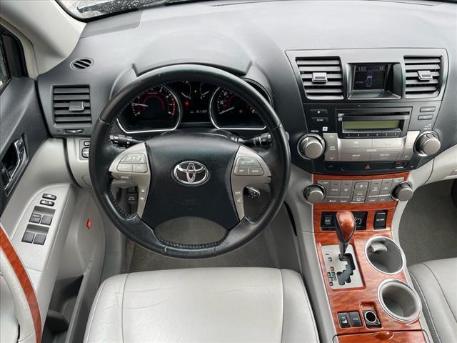 used 2010 Toyota Highlander car, priced at $12,750