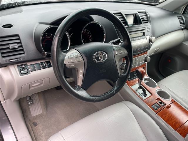 used 2010 Toyota Highlander car, priced at $12,750