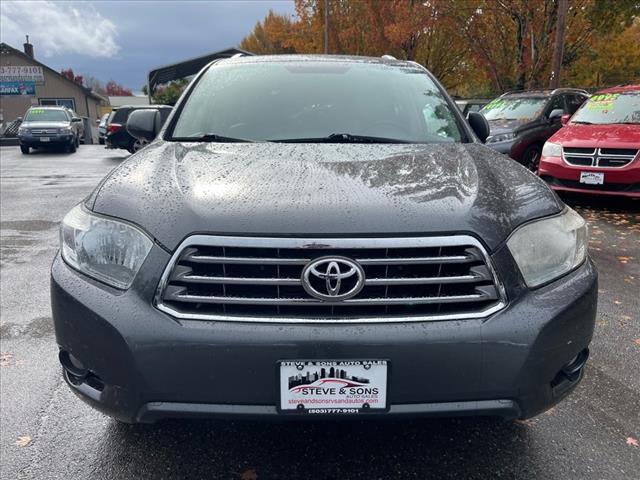 used 2010 Toyota Highlander car, priced at $12,750