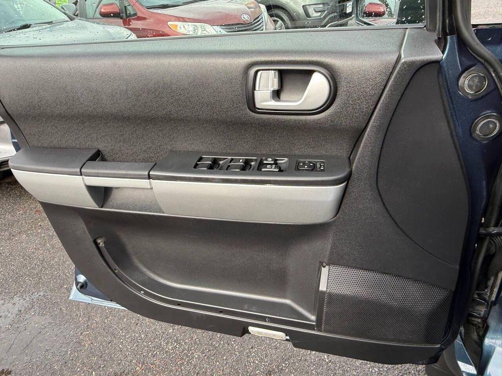 used 2006 Mitsubishi Endeavor car, priced at $6,995