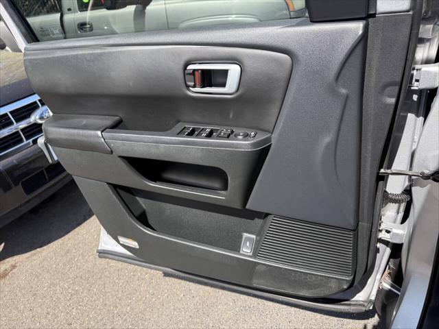 used 2011 Honda Pilot car, priced at $9,995
