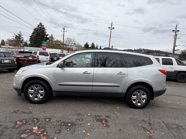 used 2011 Chevrolet Traverse car, priced at $6,995